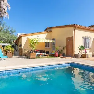  Hébergement de vacances S46-casa De Vacaciones Climatizada Con Piscina, En El Centro Junto Al Mar, Barbacoa Y Wiifi